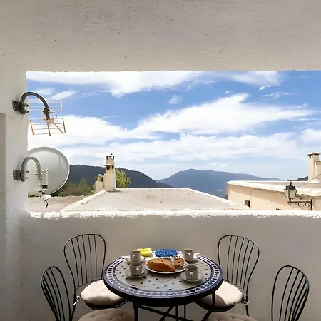 Casa Compadres Con Piscina * Capileira